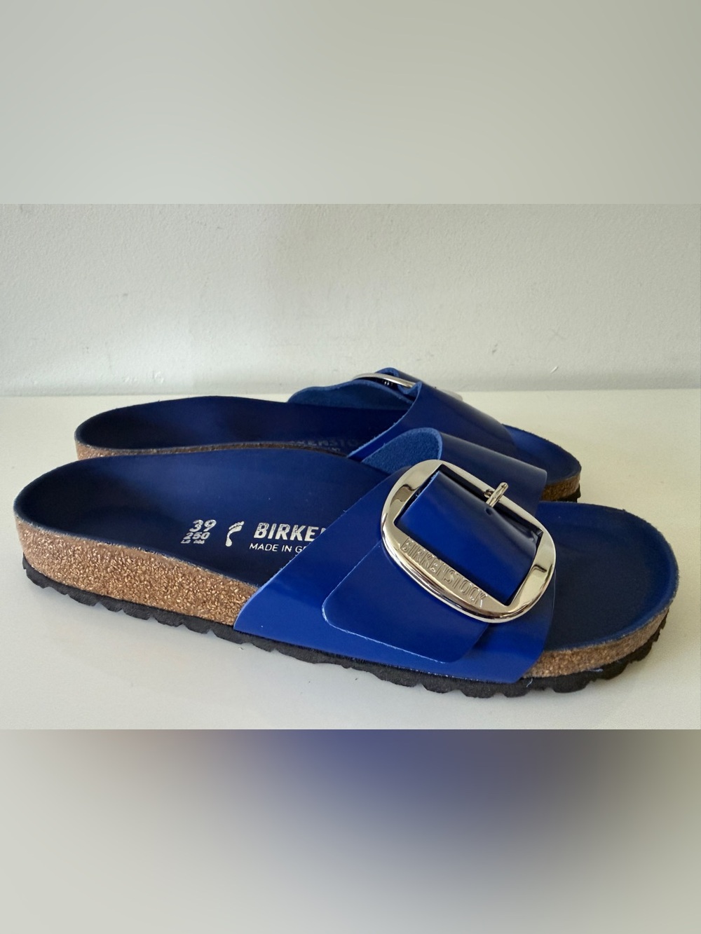 NWOB BIRKENSTOCK Big Buckle Madrid Slides Sandals High Shine Cobalt Blue 39 - Picture 2 of 6